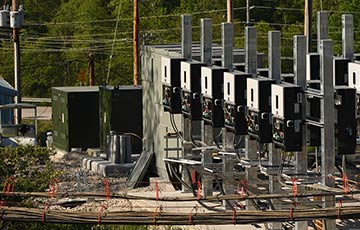 Pittsburgh Airport Solar Inverter Construction